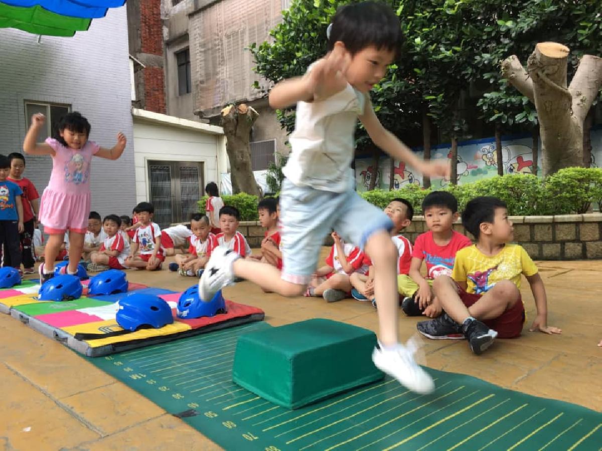 20190514新遮雨棚小朋友可以開心做運動 20190514新遮雨棚小朋友可以開心做運動